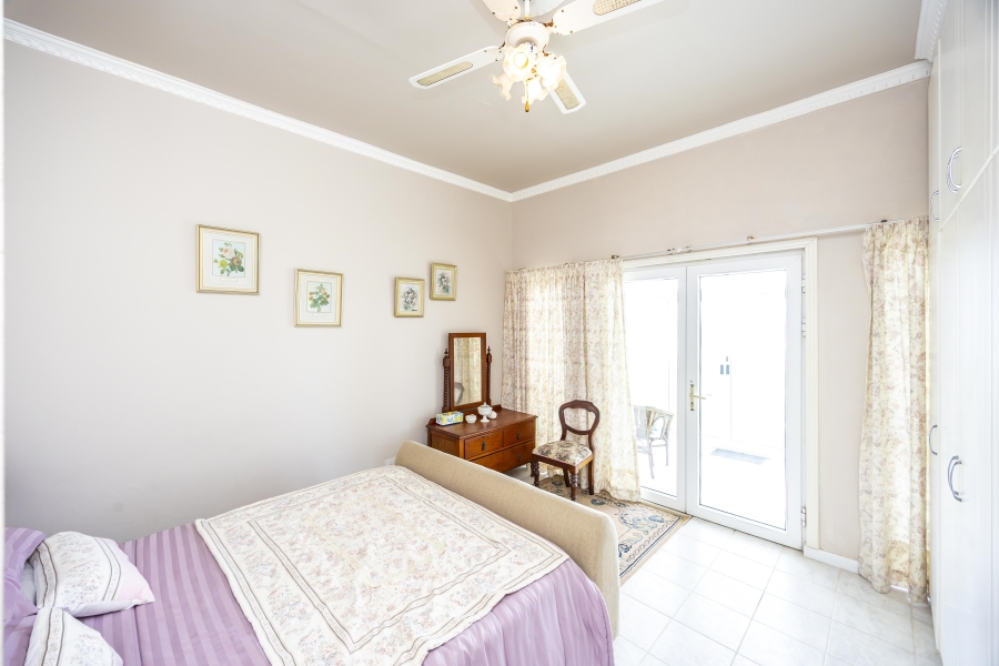 5 Bedroom Property for Sale in Gonubie Eastern Cape